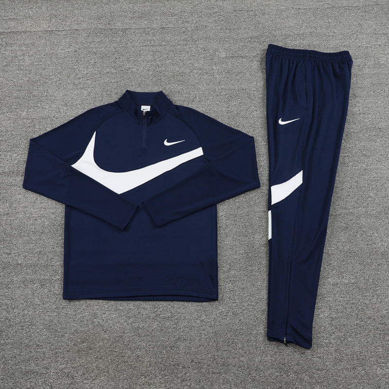 Conjunto Nike Swoosh Azul Escuro