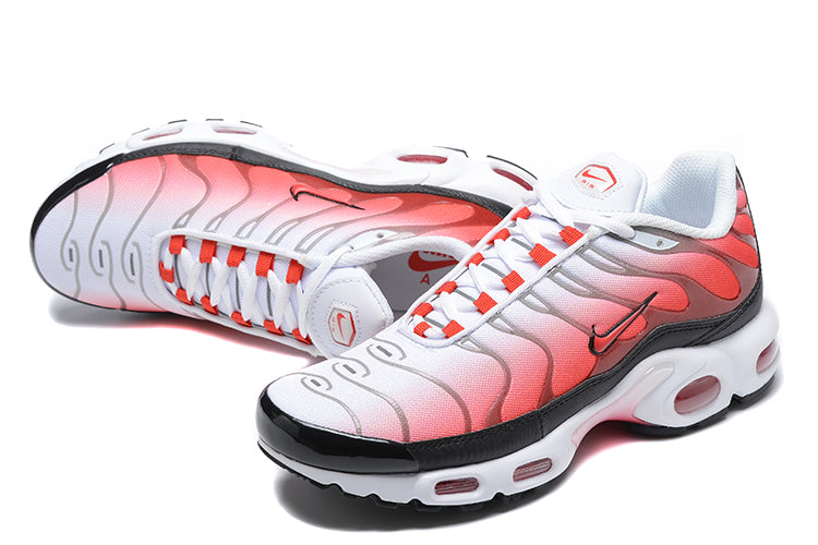 Tênis Air Max Plus "Fire" Masculino