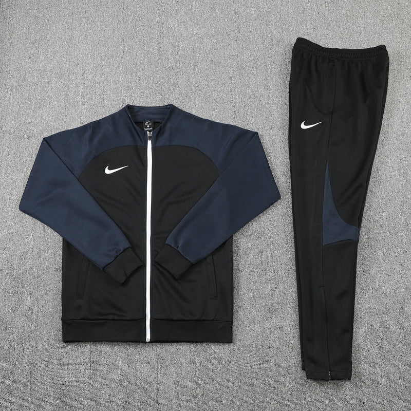 Conjunto Agasalho Nike Esportivo Masculino - Preto