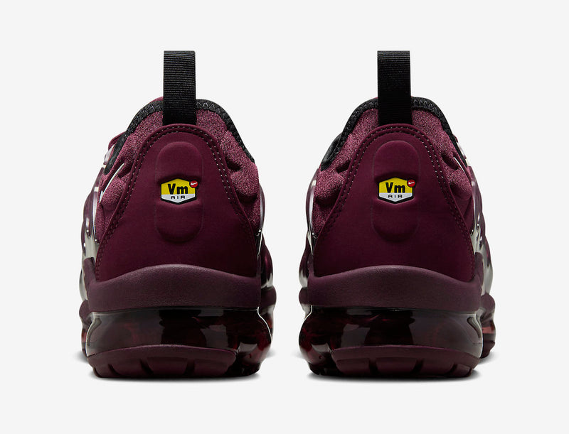 Tênis Nike VaporMax Plus Vinho