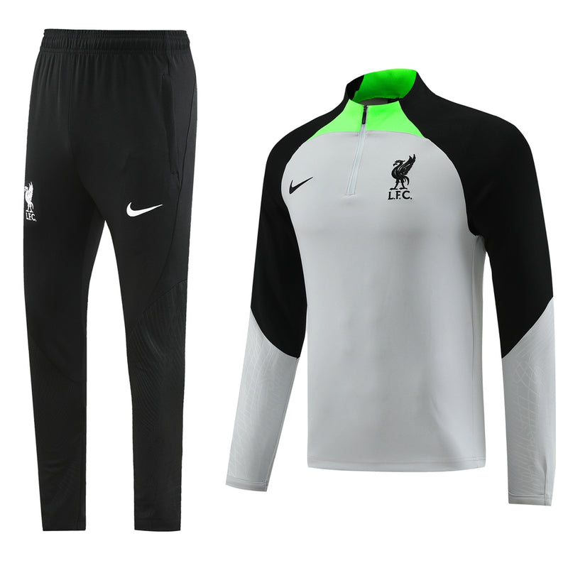 Kit de Treino LiverPool 2023/24 Meio Zíper Preto