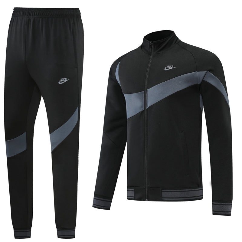 Conjunto Nike Big Smoksh Preto e Cinza