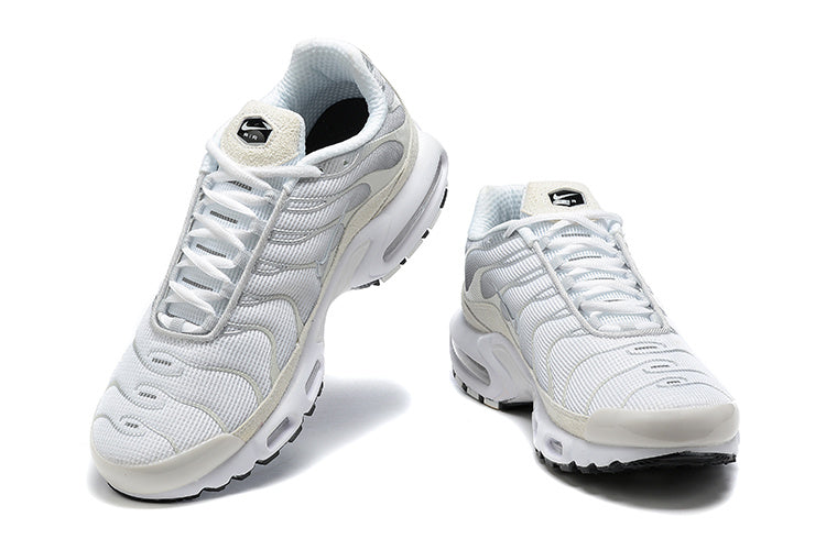 Tênis Air Max Plus “Pure Platinum” Masculino