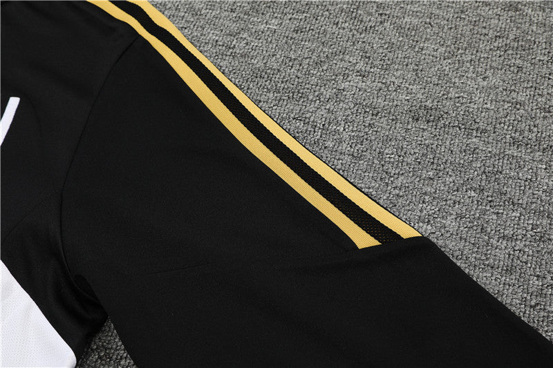 Kit de Treino Juventus 2022/23 Meio Zíper Preto e Amarelo