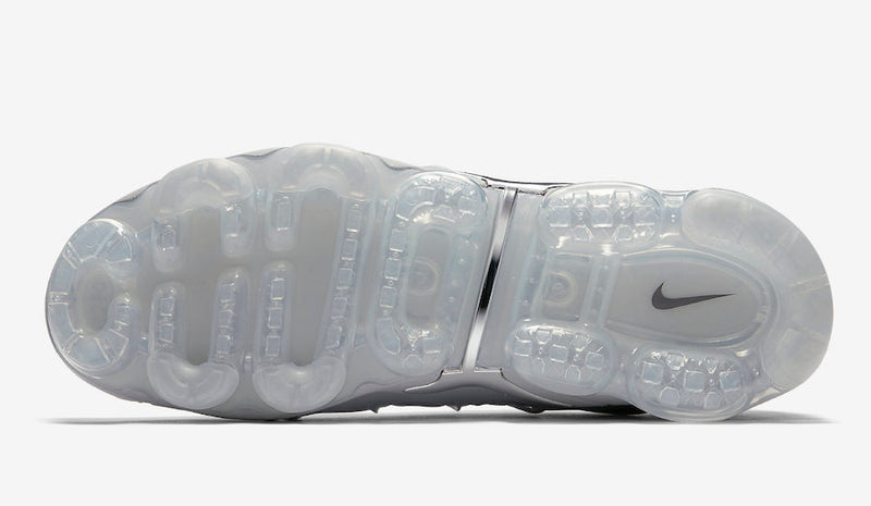 Tênis Nike VaporMax Plus Cinza