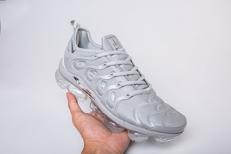 Tênis Nike VaporMax Plus Cinza