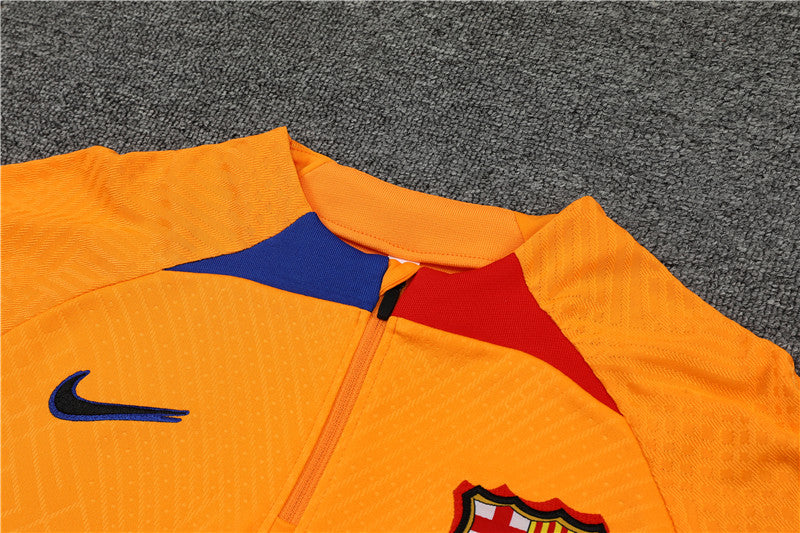 Kit de Treino Barcelona 2022/23 Meio Zíper Laranja