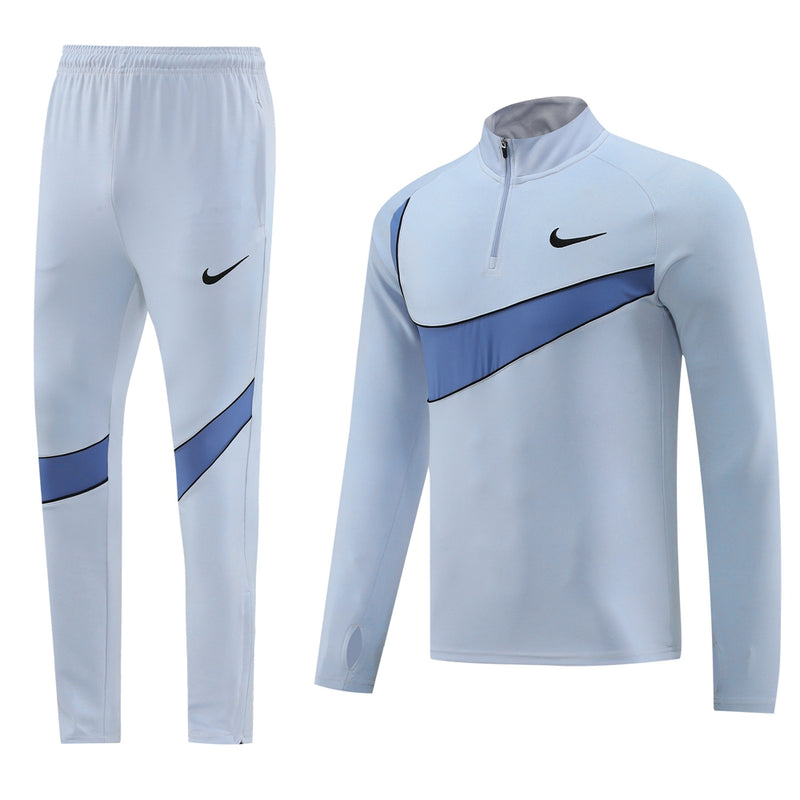 Conjunto Nike Swoosh Cinza