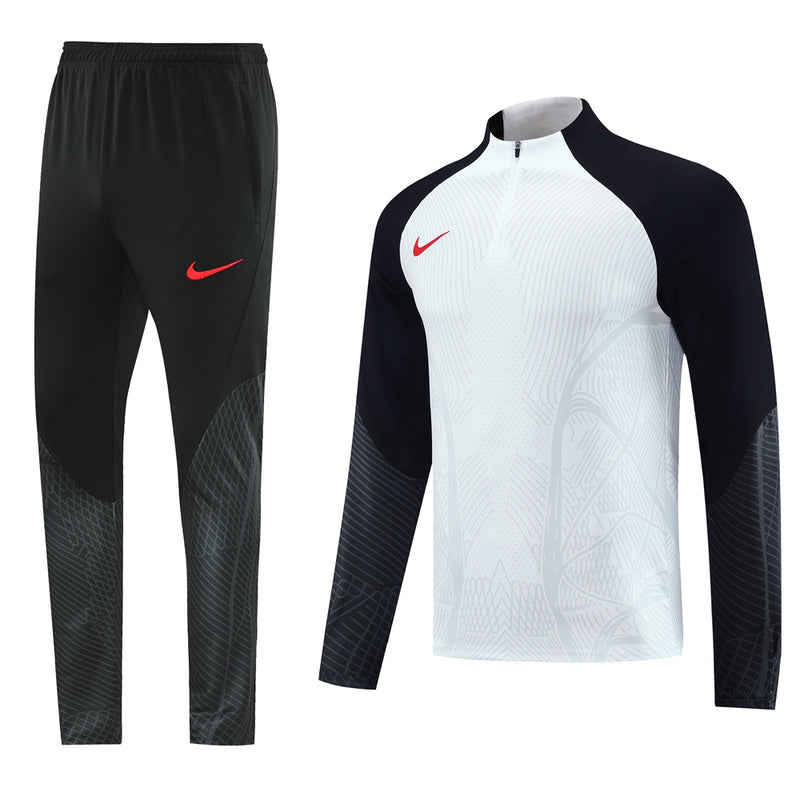 Conjunto Nike Branco e Preto