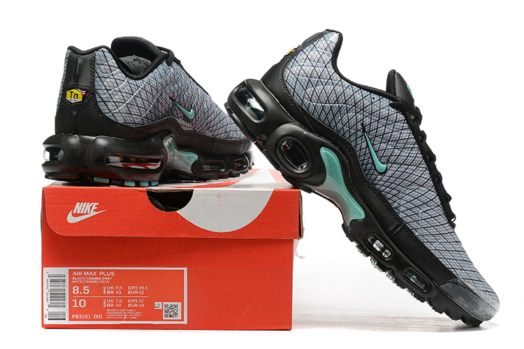 Tênis Air Max Plus "Spirograph" Masculino